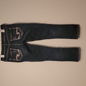 Women's Silver gently used capri jeans. Sz W28 L22 1/2